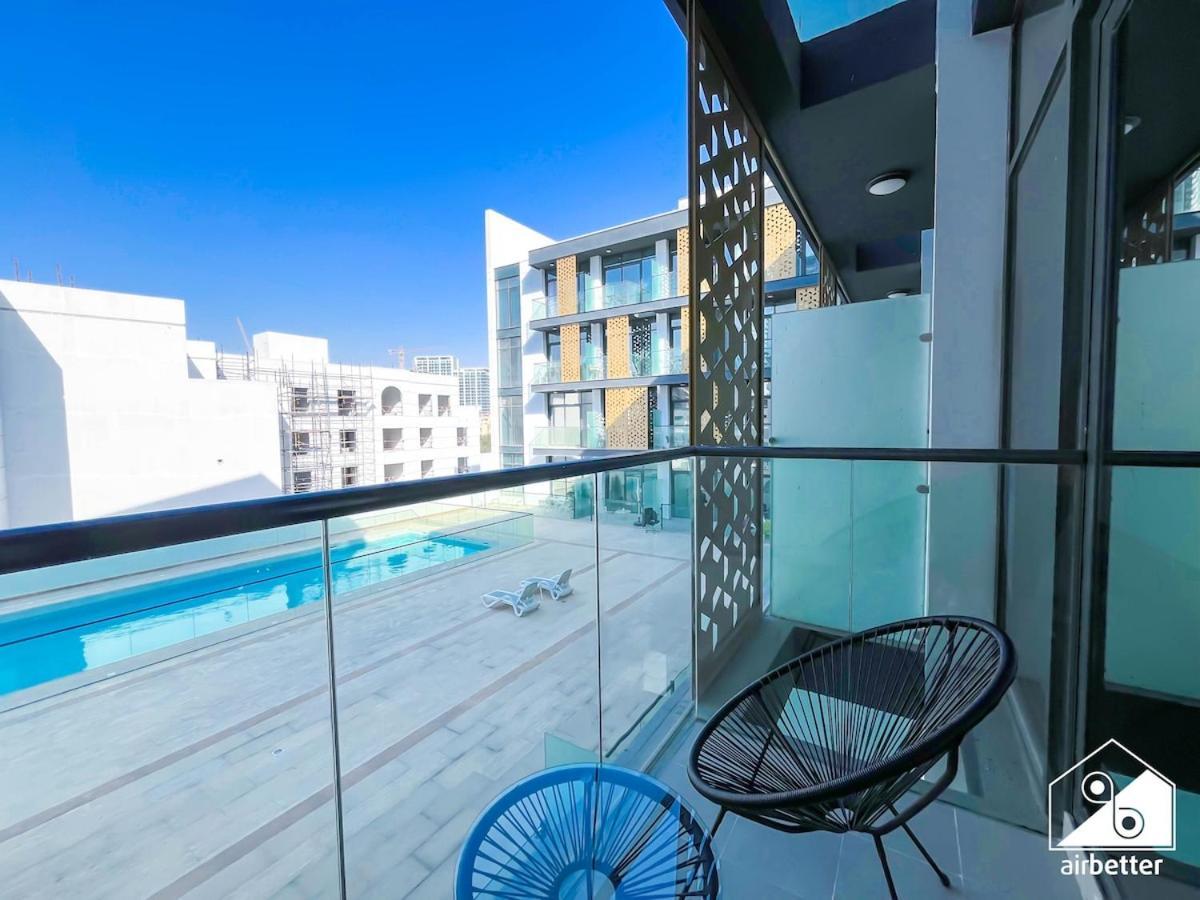 Your Jvc Hideaway With Balcony And Amenities Dubai