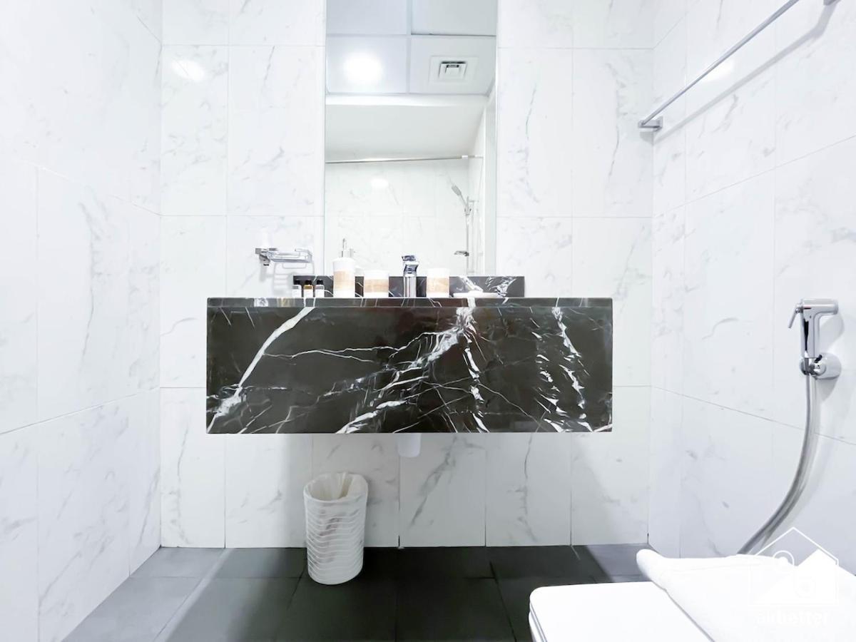 Your Jvc Hideaway With Balcony And Amenities * Dubai
